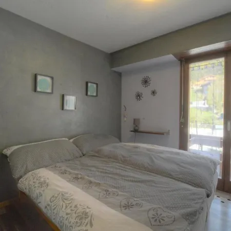 Antares 507, Au Centre A *