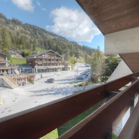 Antares 507, Au Centre A